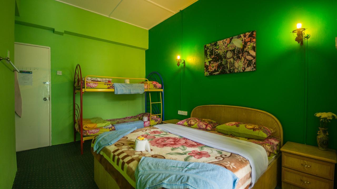Orchid Haven Hostel Камерън Хайлендс Екстериор снимка
